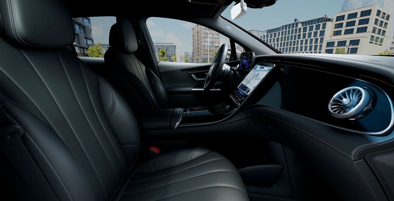 Mercedes EQE SUV 350 interior perfil | Total Renting