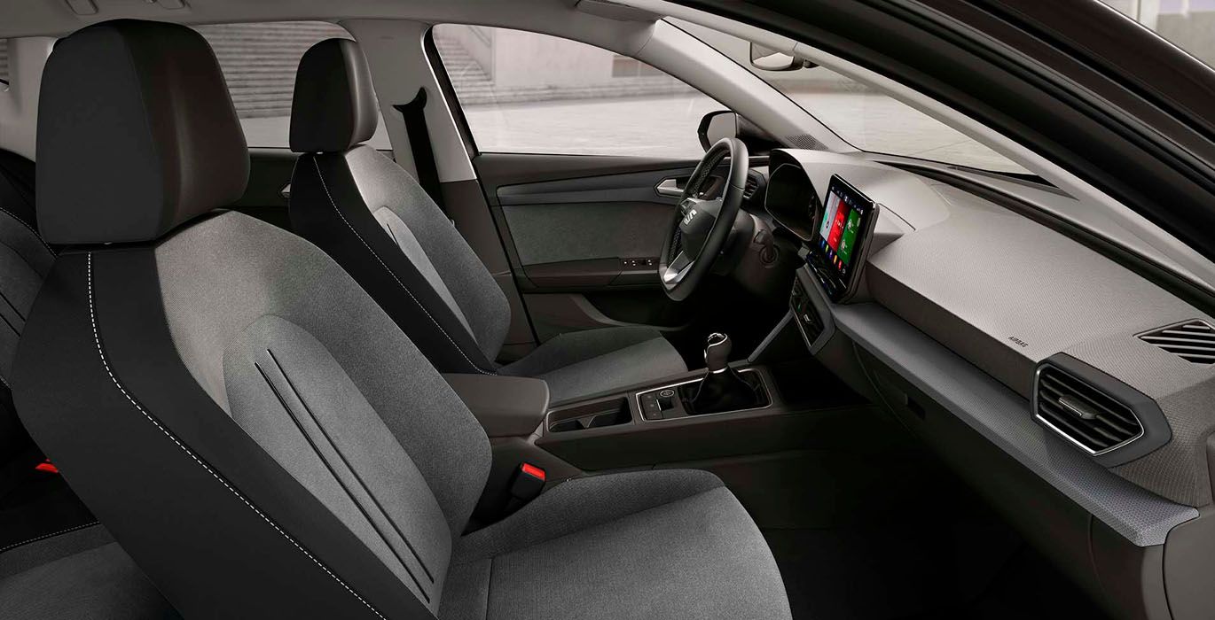 SEAT LEON 2.0 TDI Style XL APH interior perfil | Total Renting