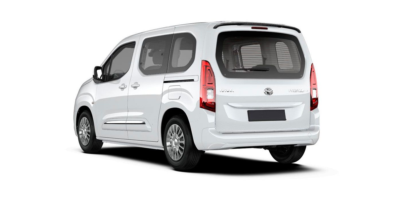 TOYOTA Proace City Combi VX L1 2PL exterior trasera | Total Renting