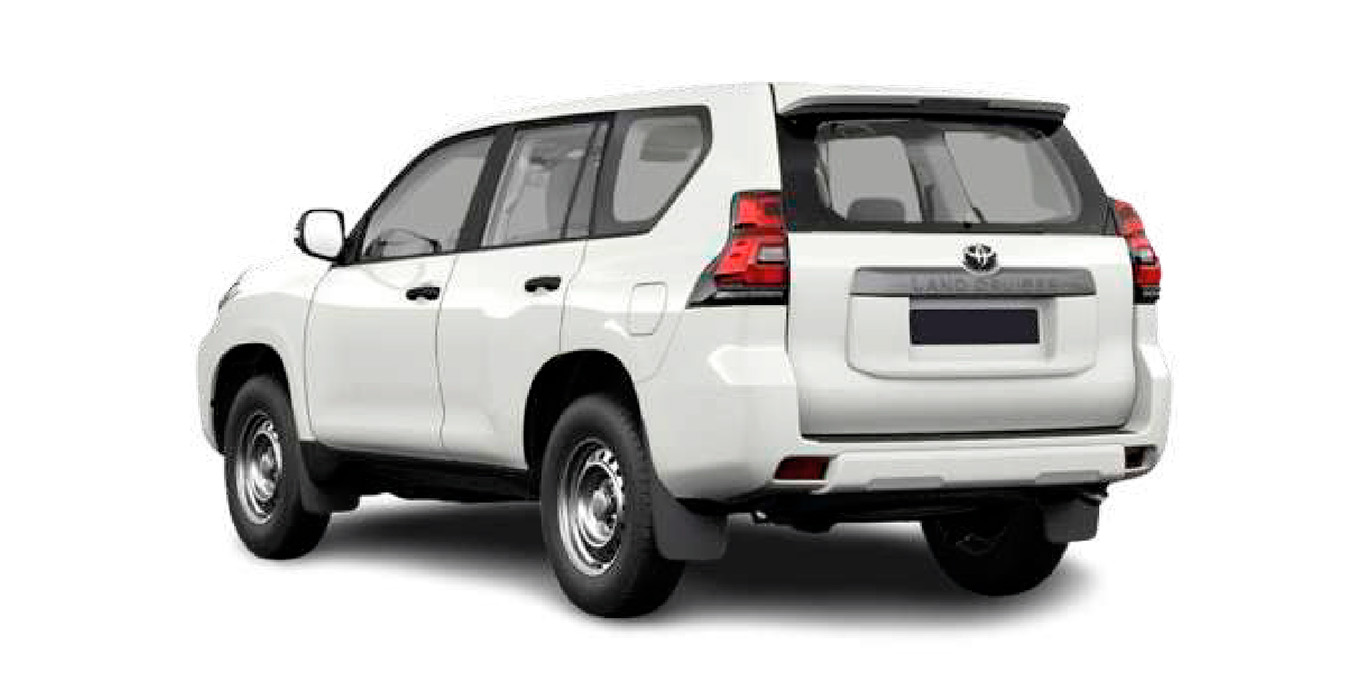 TOYOTA LAND CRUISER 2.8D Diesel 204CV 4X4 6V GX exterior trasera | Total Renting