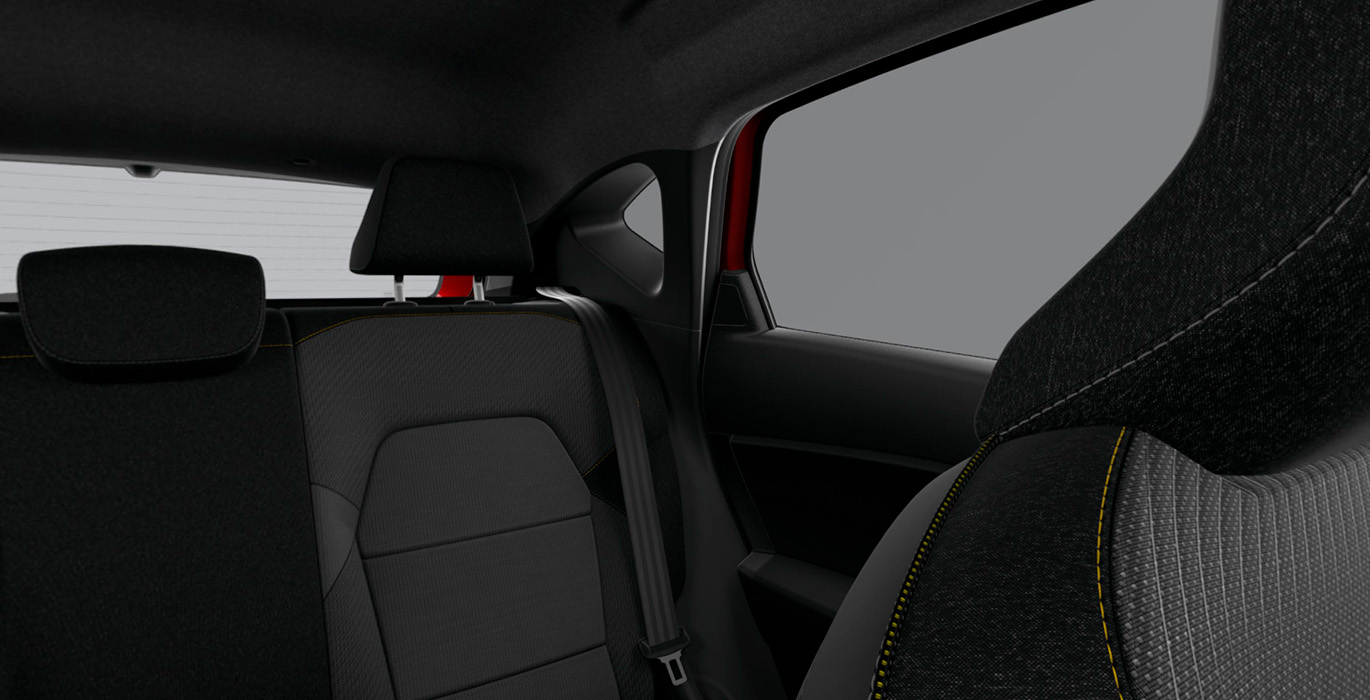 RENAULT CAPTUR TECNHO TCE EDC MHEV interior trasera