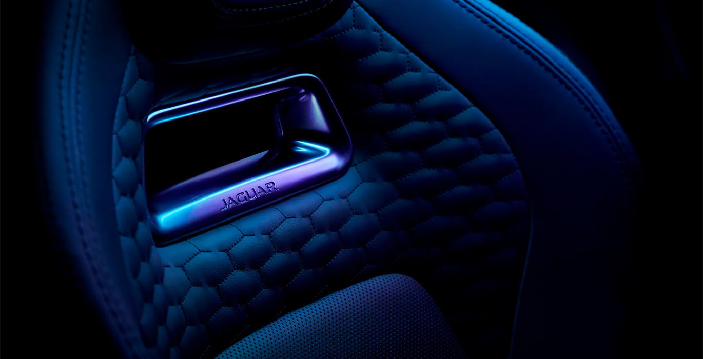 Jaguar F Type 2.0 I4 RWD R Dynamic asiento | Total Renting