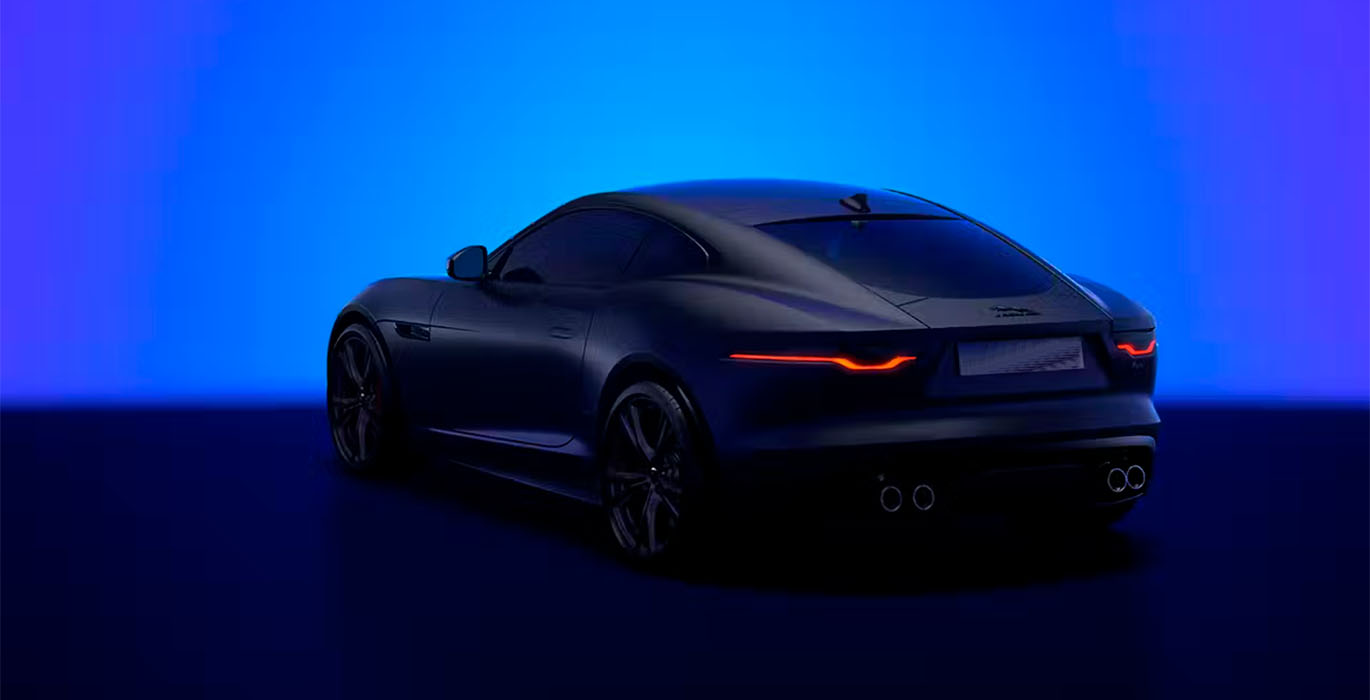 Jaguar F Type 2.0 I4 RWD R Dynamic trasera | Total Renting