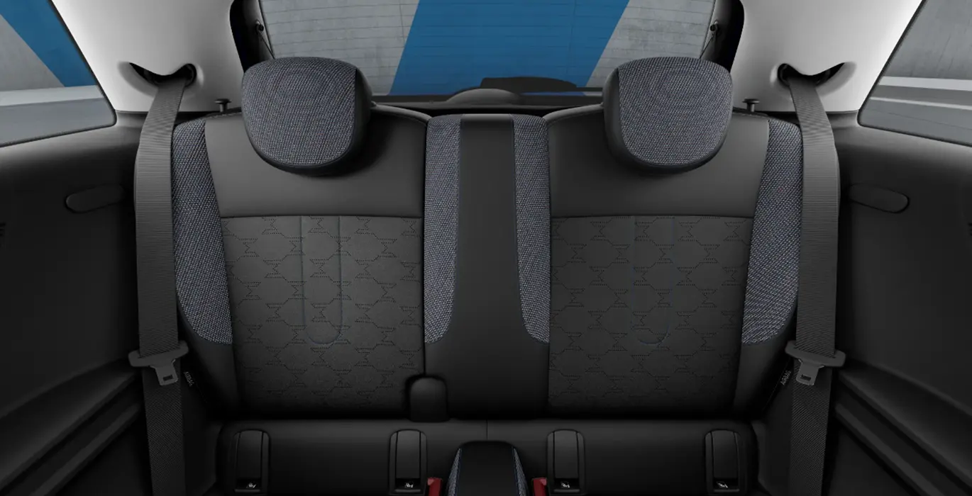 MINI Cooper C 115kW interior trasera | Total Renting