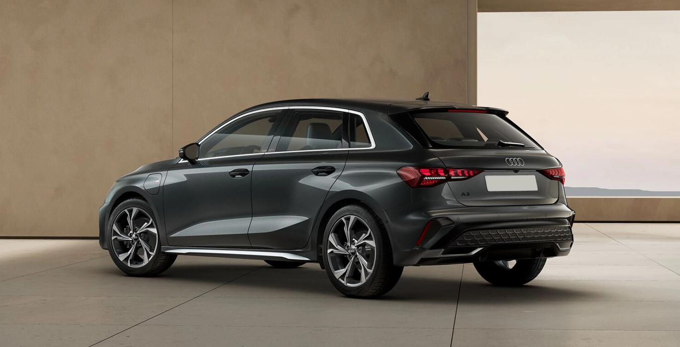 AUDI A3 Sportback S Line 40 TFSI e 150kW S Tron trasera | Total Renting