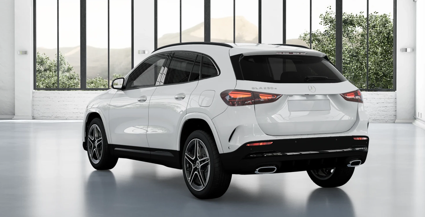 Mercedes Benz GLA 250e Tecnologia Hibrida EQ trasera | Total Renting