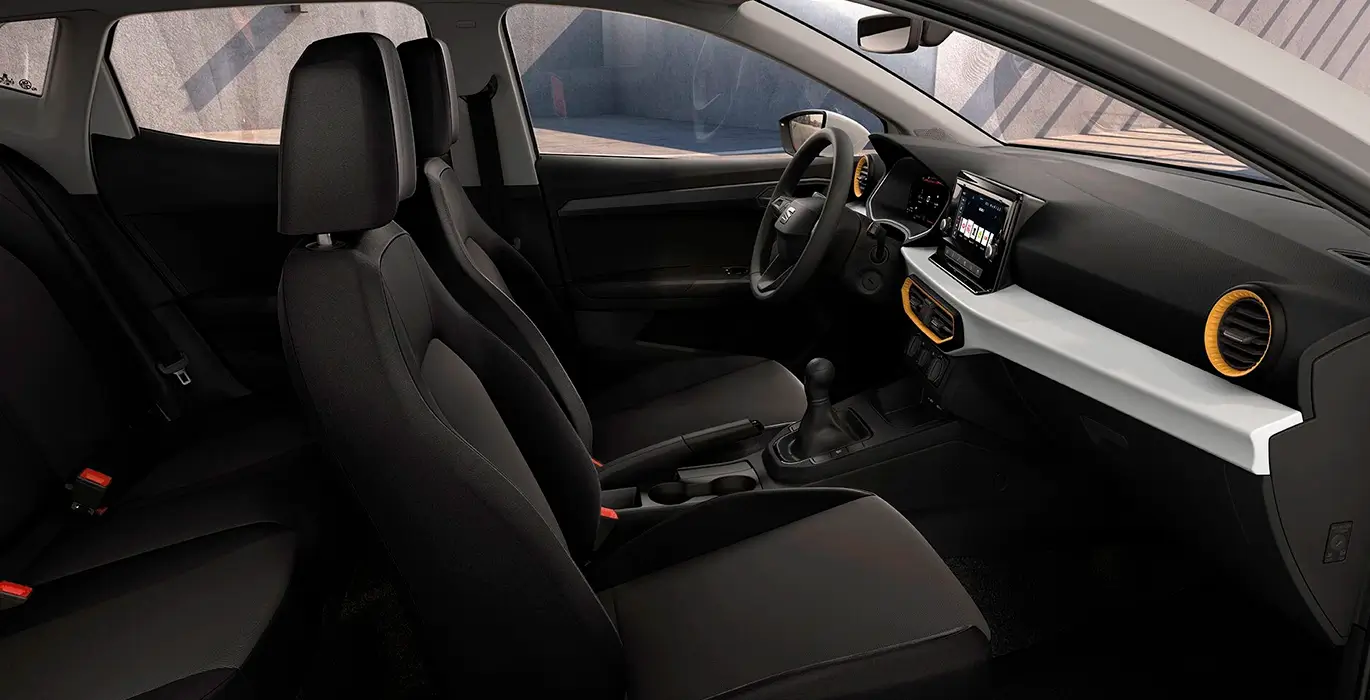 Seat Ibiza 1.0 TSI 95cv Style XL 4 Seat Ibiza 1.0 TSI 95CV STYLE XM interior delantera | Total Renting