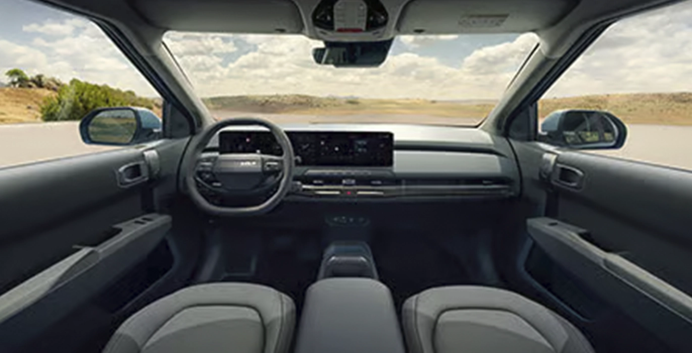 Kia EV3 Air Long 150kW 5 Kia EV3 Air Long 150kW interior delantera | Total Renting