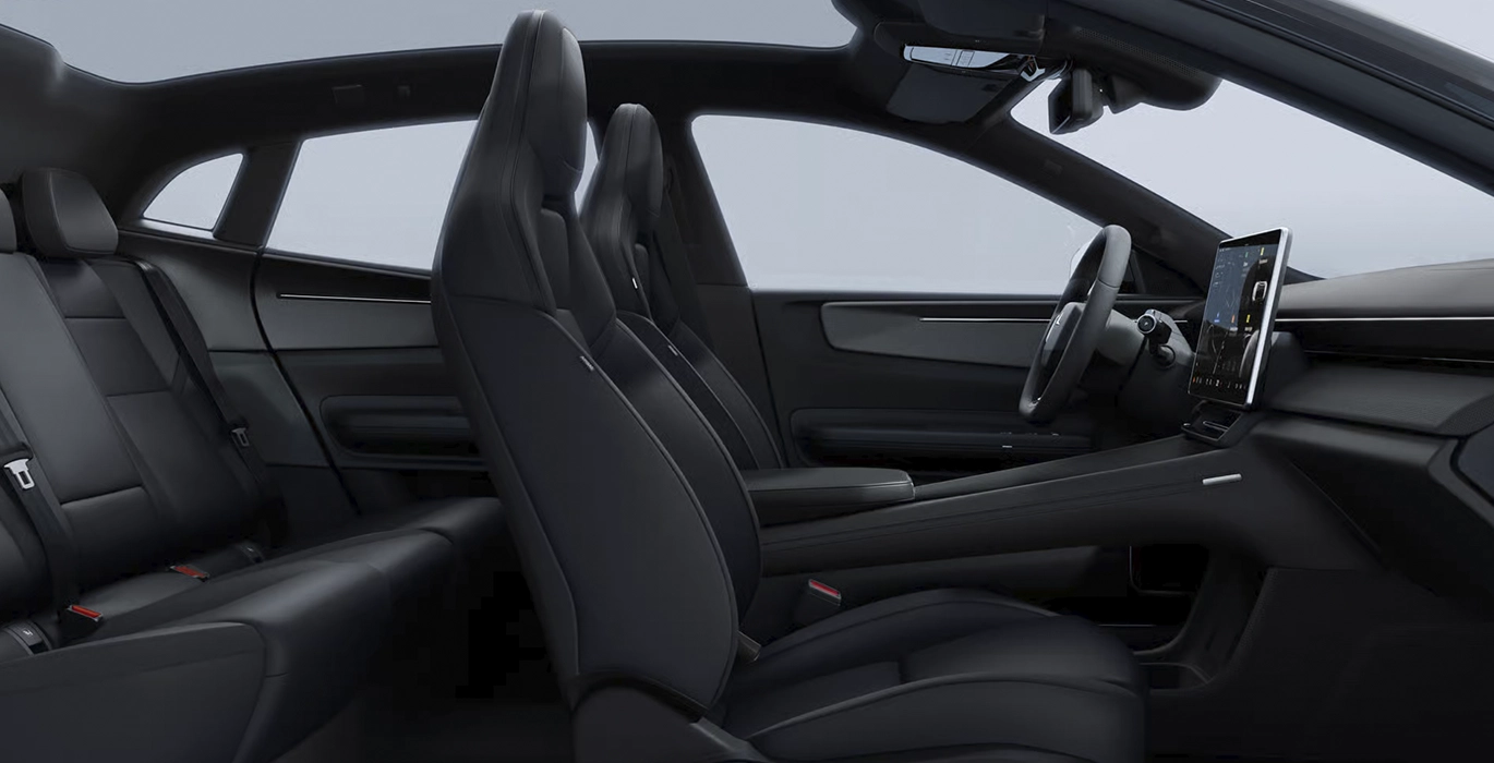 POLESTAR 4 Long Range Single 200kW interior trasera | Total Renting