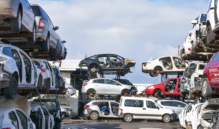 cuanto te dan por un coche en el desguace cuadrada 3 | Total Renting