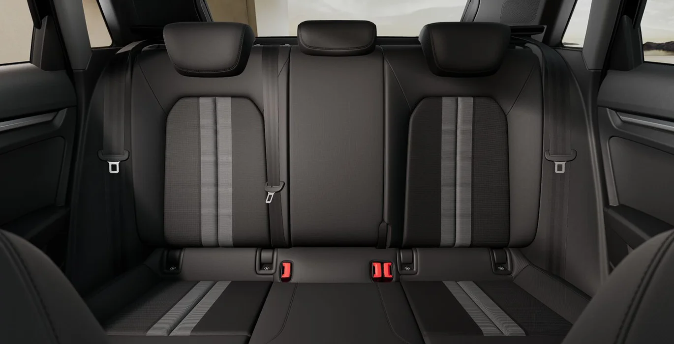 Audi A3 Sportback Advanced TFSI e 204CV S Tronic interior trasera | Total Renting