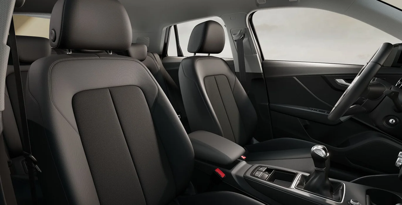 Audi Q2 Advanced 30 TFSI 116cv interior delantera II | Total Renting
