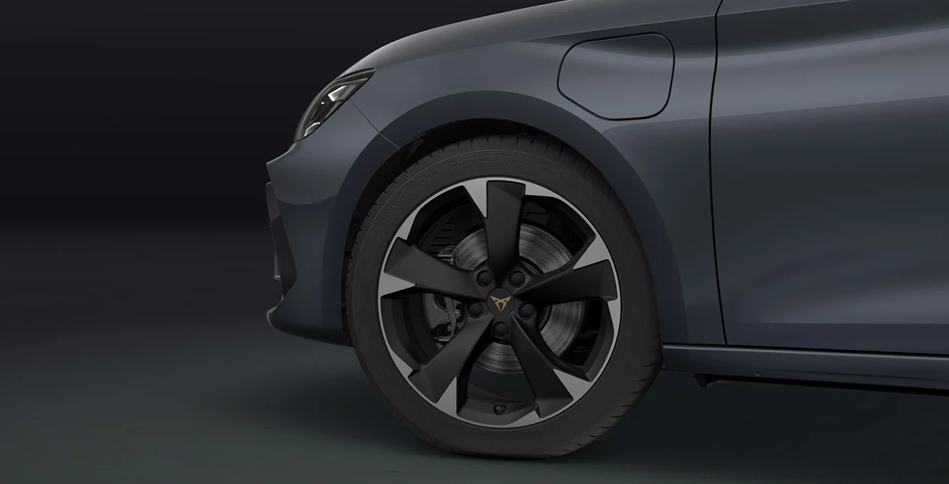Cupra Leon 1.5 PHEV 204CV rueda | Total Renting
