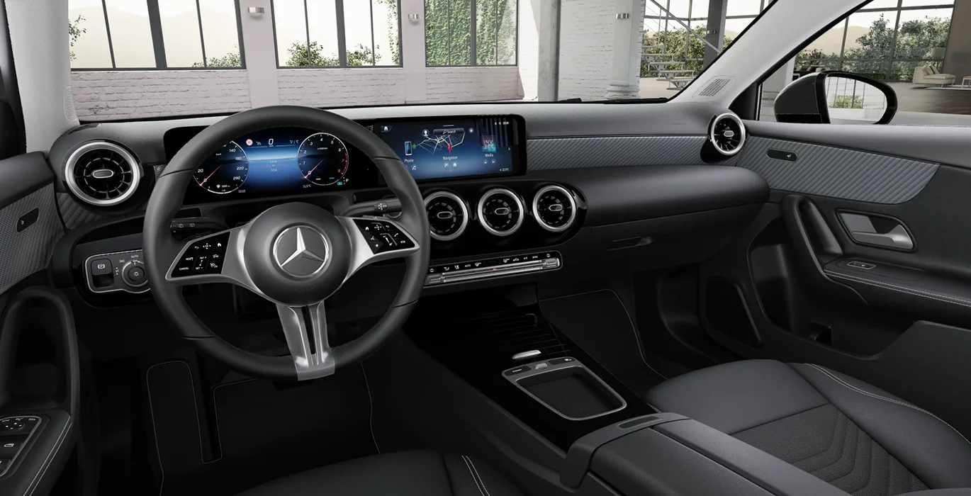Mercedes Benz Clase A 180 4 Mercedes Benz Clase A 180 interior delantera | Total Renting