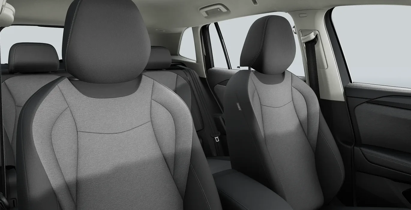 Volkswagen Tiguan 1.5 eTSI DSG interior delantera II | Total Renting