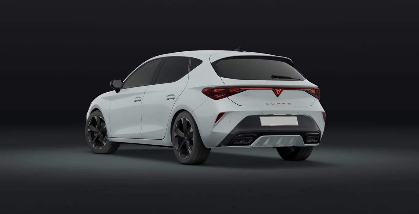 Cupra Leon 1.5 e-TSI 150CV DSG 2 Cupra Leon 1.5 e TSI 150CV DSG trasera | Total Renting