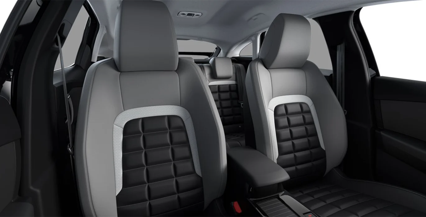 CITROEN C4 Hybrid Business Edition 6 CITROEN C4 Hybrid Business Edition interior trasera | Total Renting