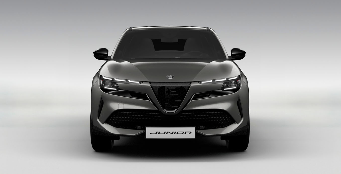 Alfa-Romeo-Junior-Ibrida-Speciale-100kW-136CV-delantera