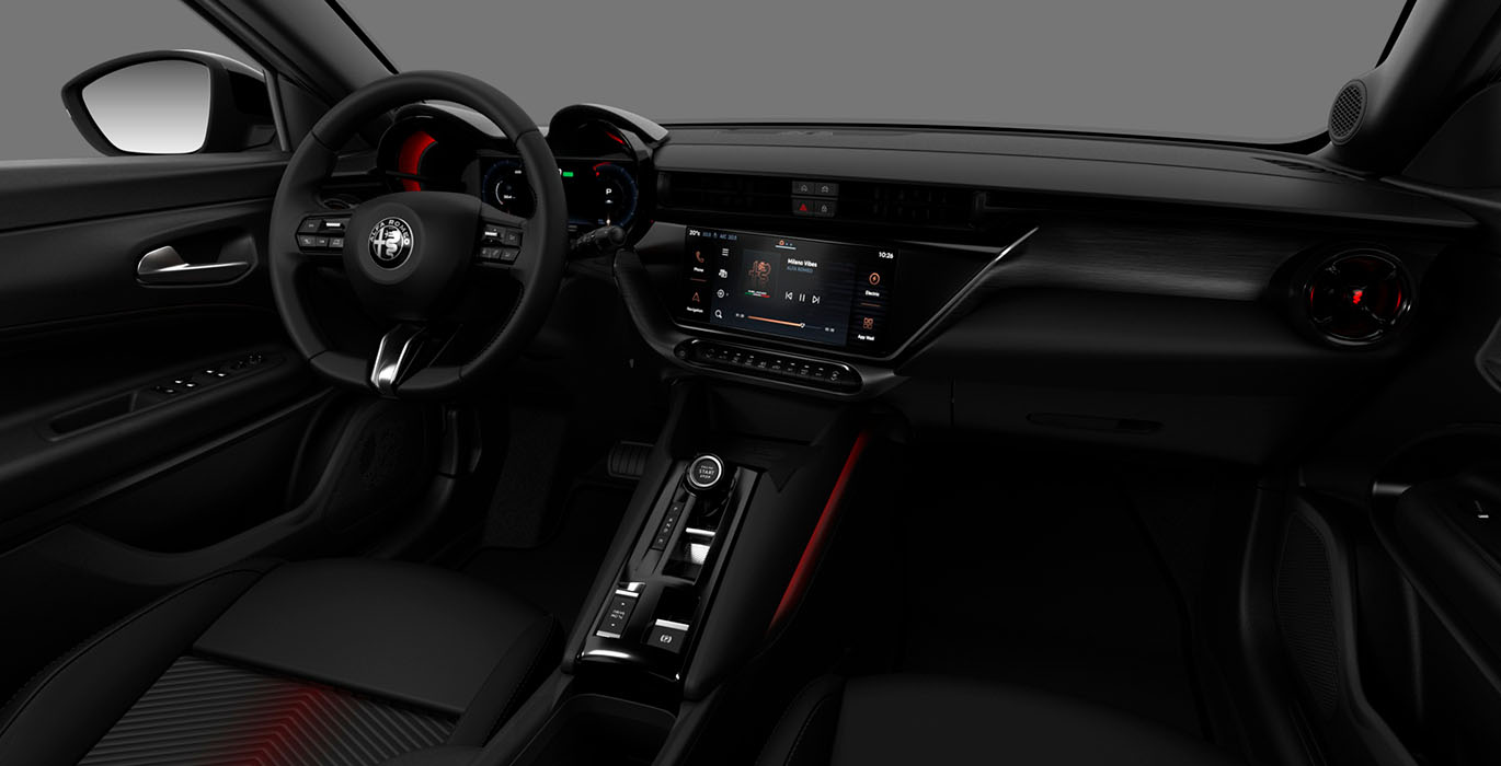 Alfa-Romeo-Junior-Ibrida-Speciale-100kW-136CV-interior