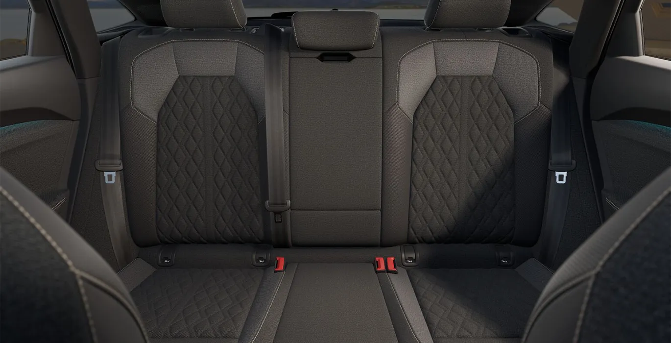 Audi-Q5-Sportback-S-Line-TFSI-S-Tronic-interior-trasera