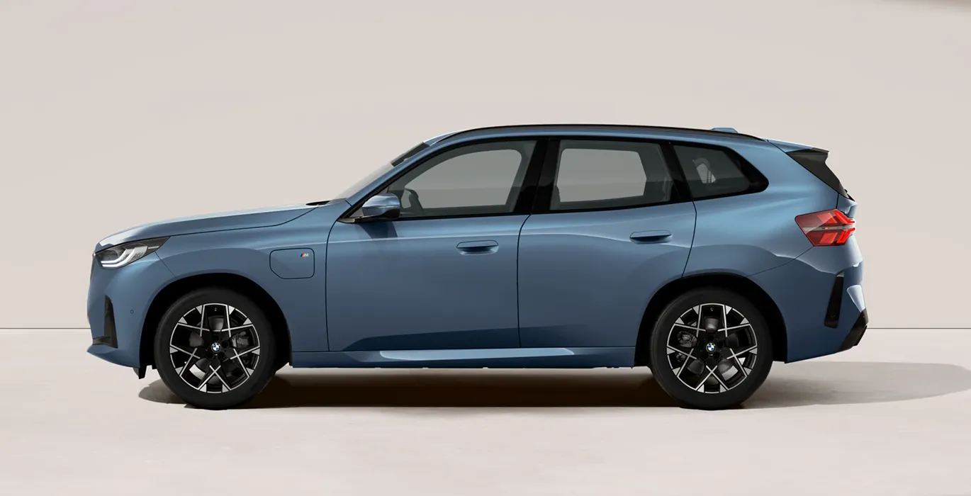 BMW-X3-30e-xDrive-lateral