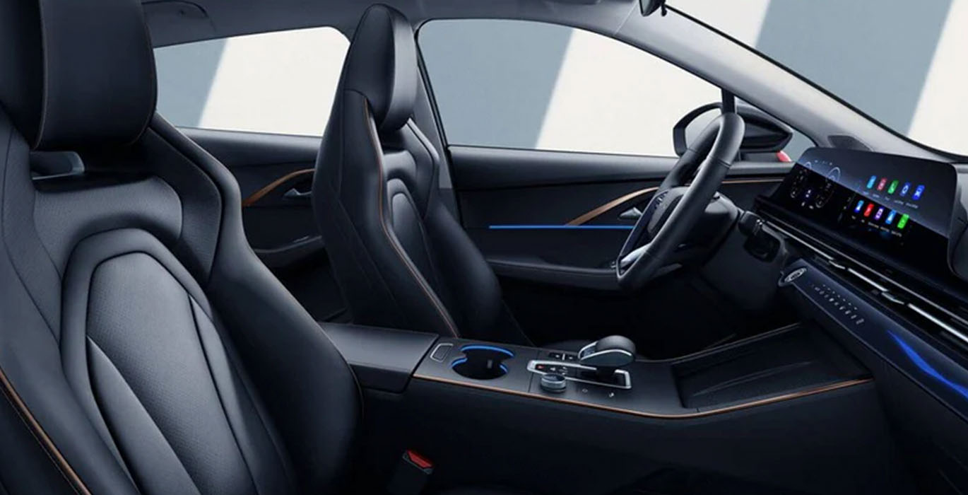 OMODA-5-1.6-Premium-145-SUV-interior-delantera-II