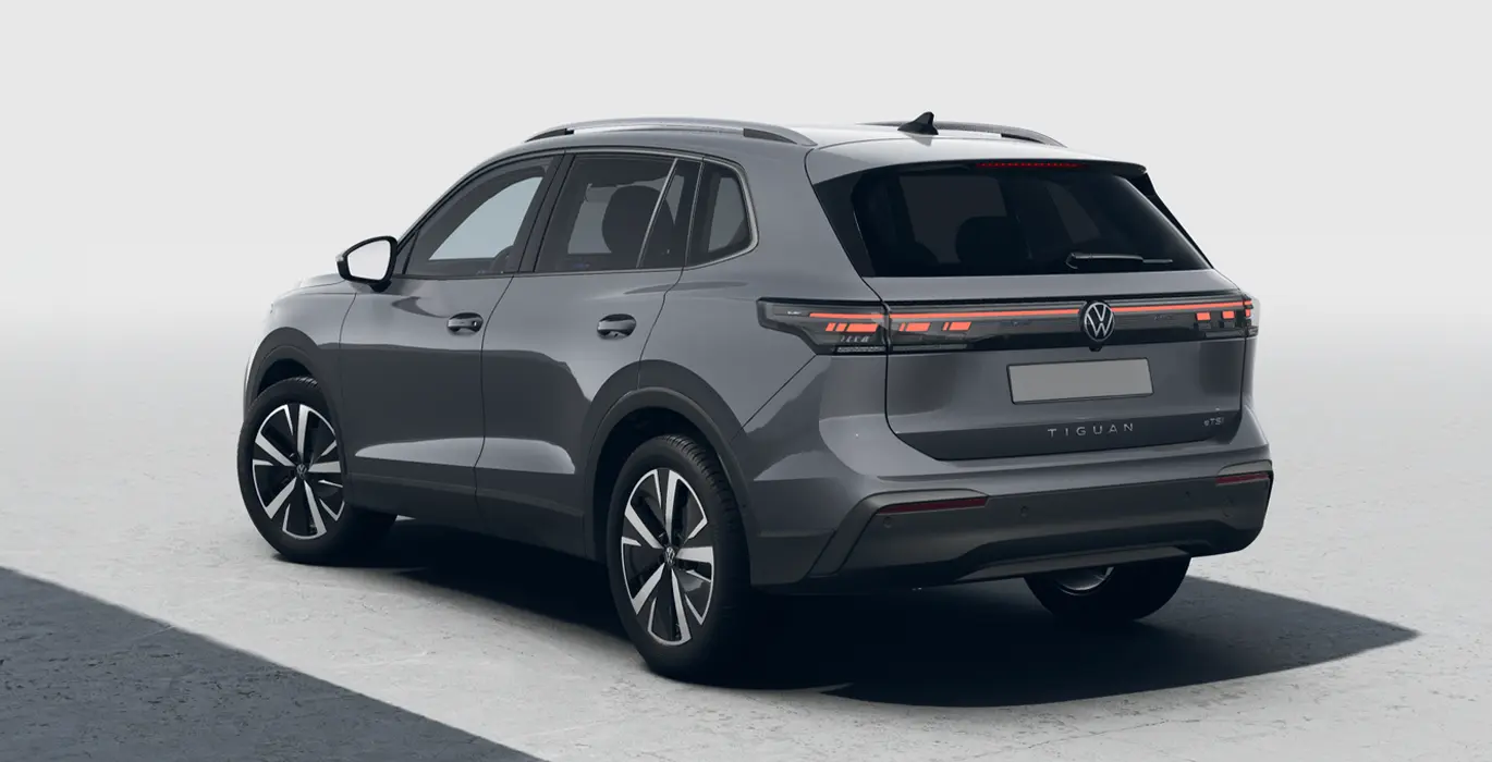 Volkswagen-Tiguan-Mas-2.0-TDI-DSG-trasera