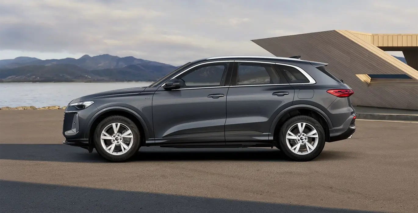 AUDI-Q5-Advanced-e-hybrid-quattro-220kW-S-tronic-lateral.webp