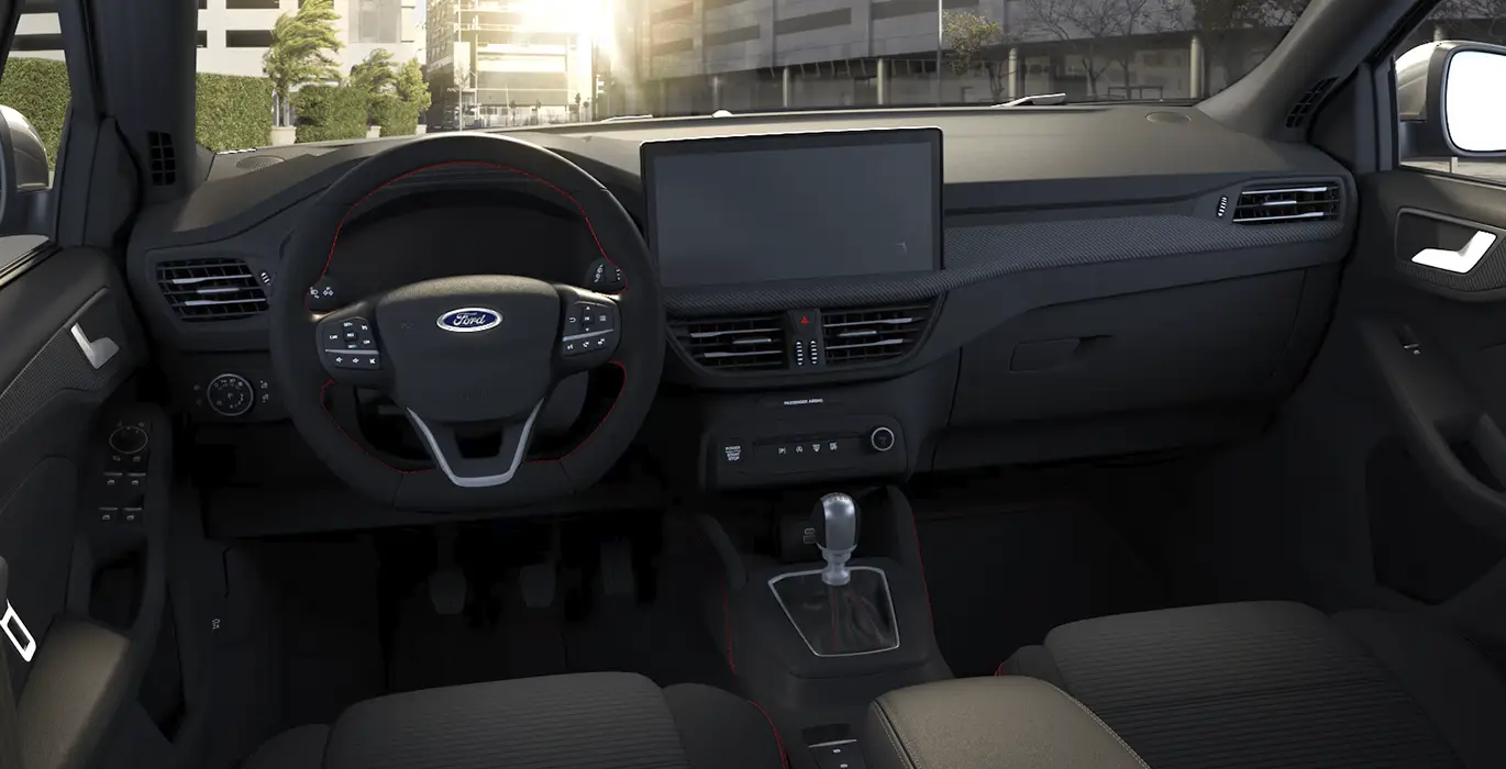 Ford-Focus-ST-Line-X-1.0T-EcoBoost-MHEV-125CV-interior-delantera.webp