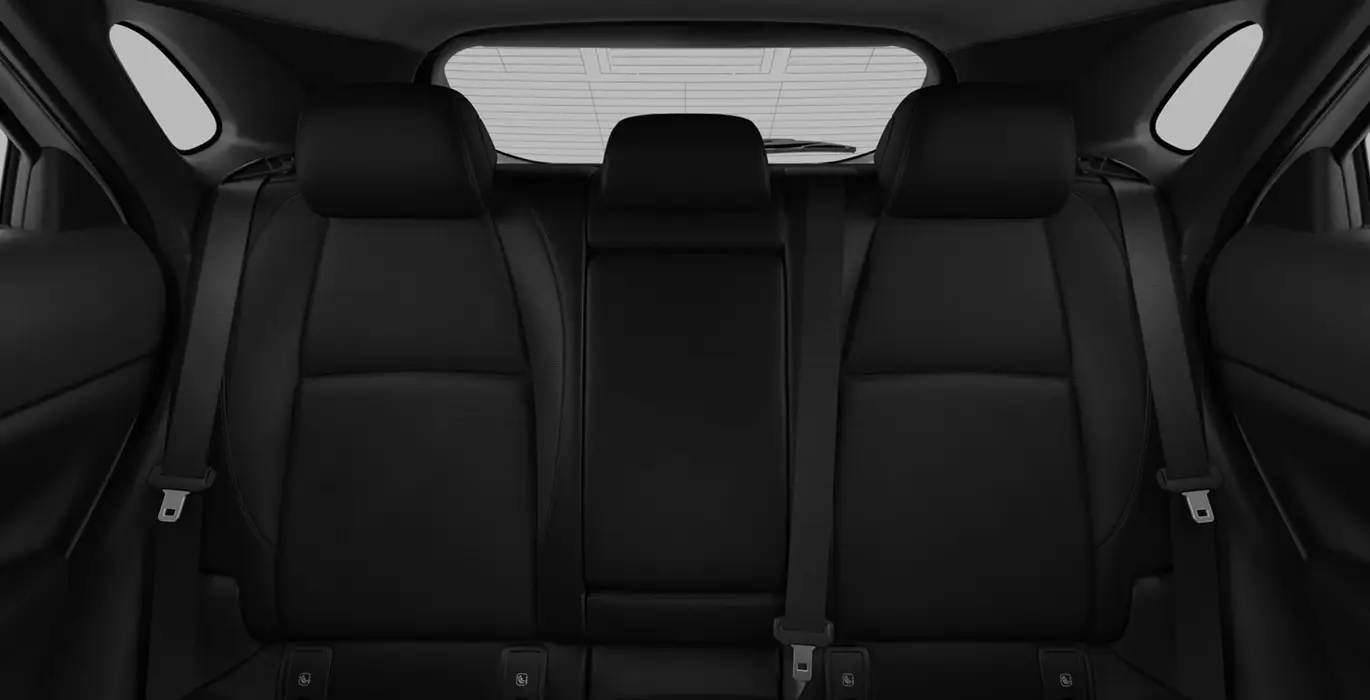 MAZDA-CX-30-e-SKYACT-G-MHEV-Centre-Line-interior-trasera.webp