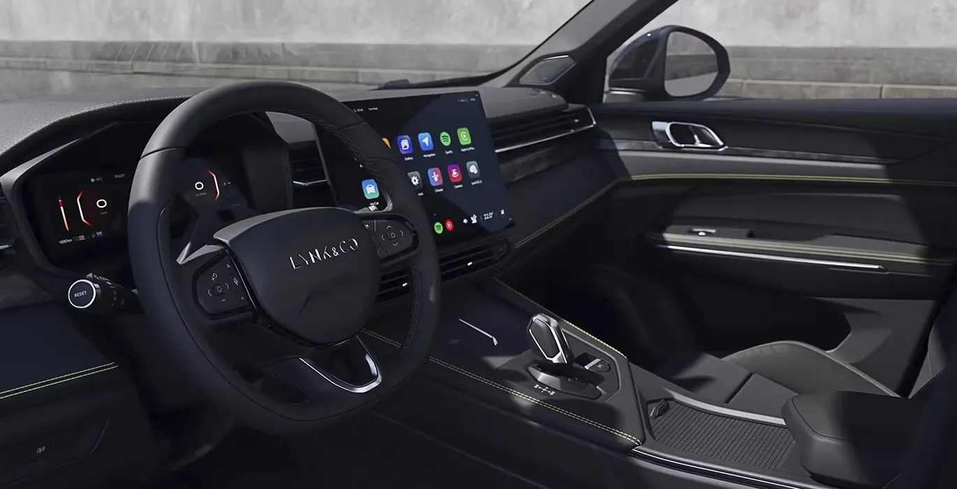 Lynk &amp; Co 01 Core interior delantera